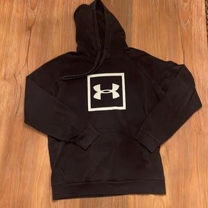 Under Armour black hoodie (medium)